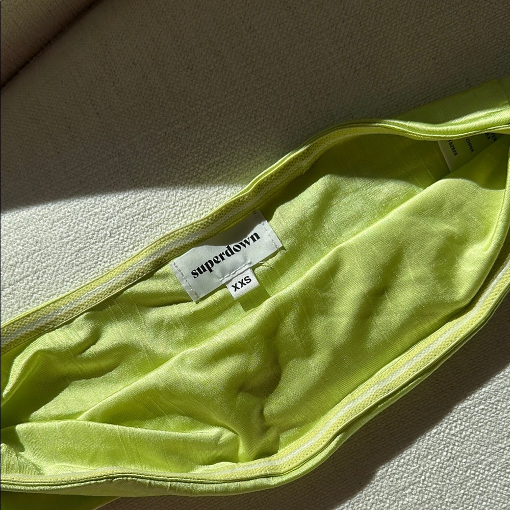 Superdown Green Skirt Set with High Slit - Picture 4 of 4
